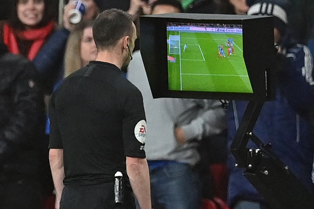 VAR to review corners and second yellow cards at World Cup