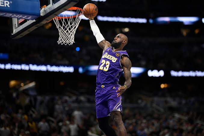 NBA: James sets new record as Lakers narrowly edged Orlando Magic 