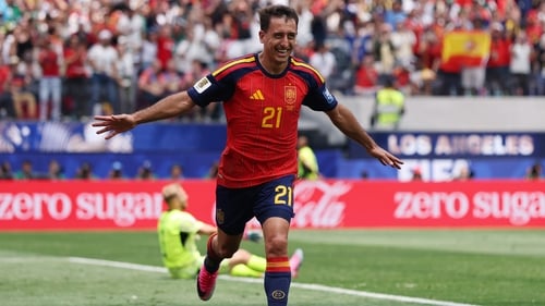 Oyarzabal Stars as Spain Romp Past Austria to Make Last 16