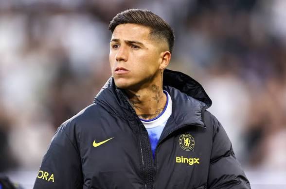 Transfer Deadline Day: Latest on Enzo Fernandez and Julian Alvarez 